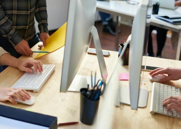 IT Eqipment Tracking - What Types of Equipment Can You Track With Equipment Management Software (700 × 500px) Equipment Management Software - IT Assets