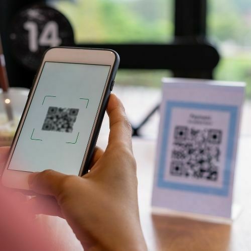 Featured - QR vs GPS - Explained QR Code Asset Management - Feature
